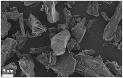 一种钠离子电池用生物质硬炭负极材料及其制备方法和应用