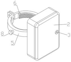 一种安装于线杆上的光纤配线箱